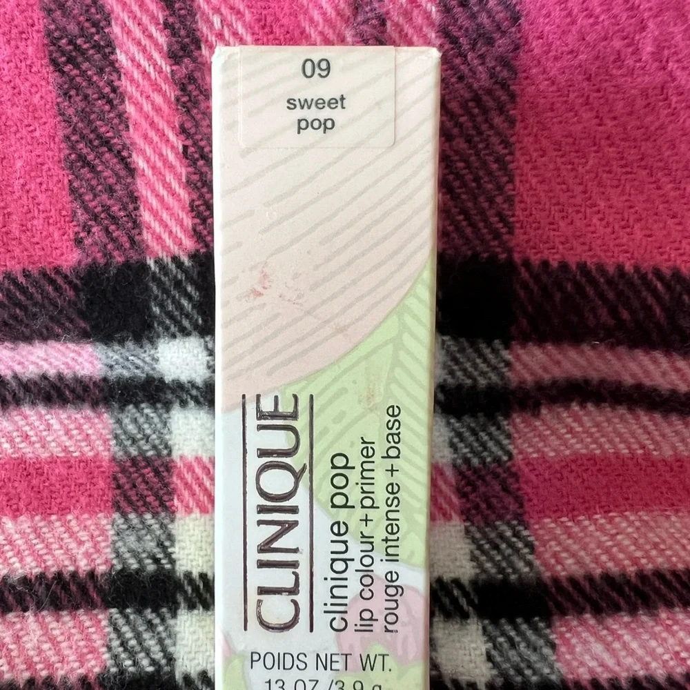 Clinique Pink Lip Primer - Picture 2 of 7